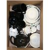 Image 1 : 8 PLACE SETTING OF CORELLE DISHES INCL 4 DESSERT