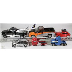 FLAT OF ASSORTED DI CAST TRUCKS INCL A HARLEY