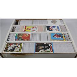 FLAT OF 3000 ASSORTED HOCKEY CARDS