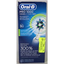 NEW ORAL-B PRO 1000 CROSS ACTION RECHARGABLE TOOTH