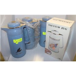 4 VACUUM JUGS 1.3L EACH