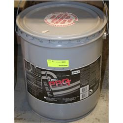5 GAL PAIL OF PRO7 PREMIUM LIGHTWEIGHT AUTOBODY
