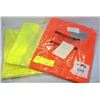 Image 1 : LOT OF 2 YELLOW AND 1 ORANGE SAFETY VESTS