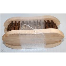 LOT OF 4 FELTON BRUSHES