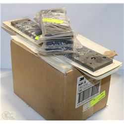 2 BOXES OF 3M SANDING DISCS 220, 320 GRIT AND BOX