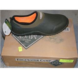 PAIR OF EDGEWATER CAMP SHOE MUK BOOT