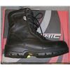 Image 1 : PAIR OF DYNAMIC STEEL TOE WORK BOOTS SIZE 11