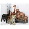 Image 1 : BOX W/SAFARI ANIMALS INCL. BEAR, GIRAFFES,