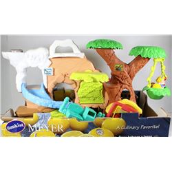 LITTLE PEOPLE ZOO WITH ACCESSORIES & PLAYGROUND