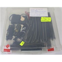 ESTATE CASE OF VINTAGE"HO"SCALE TRAIN SET WITH