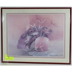 ORIENTAL STYLE PICTURE FRAME WITH DECORATIVE RED