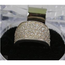 925 SILVER & GEMSTONE CLUSTER RING - SIZE 8.5