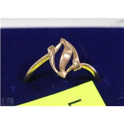 14 KT WHITE GOLD RING (STAMPED 583) - SIZE 7