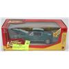 Image 1 : JOHNNY LIGHTNING 1:24 1967 SHELBY GT 500