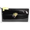 Image 1 : REPLICA FENDI BLACK CLUTCH