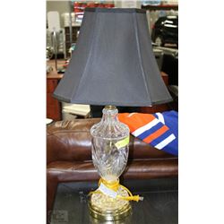 VINTAGE 24% LEAD CRYSTAL TABLE LAMP (27"H)