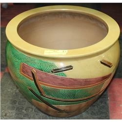 CONTEMPORARY ABSTRACT DESIGN PLANTER