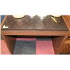 Image 1 : SMALL WOODEN DESK
