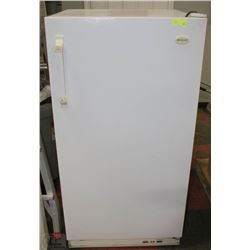 FRIGIDAIRE UPRIGHT FREEZER