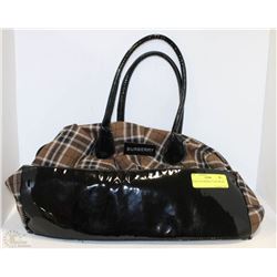 REPLICA BURBERRY PURSE BROWN