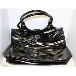 LARGE BLACK LOVE PURSE