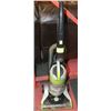 Image 1 : BISSELL POWER GROOM MULTI-CYCLONIC PET VACUUM