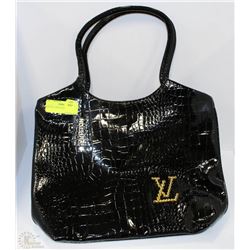REPLICA  LOUIS VUITTON PURSE