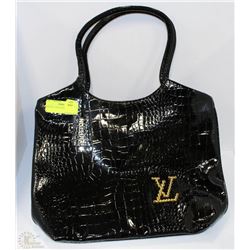REPLICA  LOUIS VUITTON PURSE