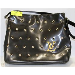REPLICA  LOUIS VUITTON SHOULDER BAG