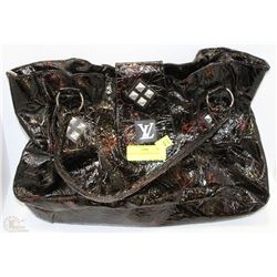 REPLICA  LOUIS VUITTON PURSE