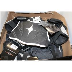NEW POWERTEK YOUTH HOCKEY EQUIPMENT SIZE L/XL