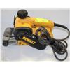 Image 1 : DEWALT BELT SANDER