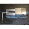 Image 1 : Kurt Precision 7-3/4" Capacity Angle Lock Vise M/N:D675