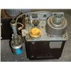 Image 4 : LUBE Lube Units, 3 Total