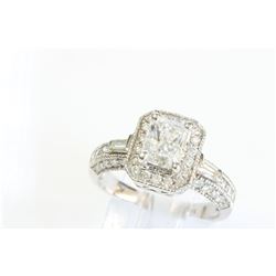 14K WHITE GOLD DIAMOND RING:4.20 GRAMS/DIAMOND SIDES:0.69CT/RADIANT CUT DIAMOND CENTER :1.01CT