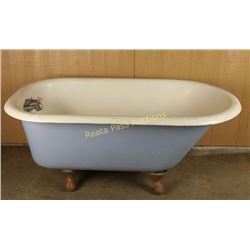 Vintage Claw Foot Bathtub