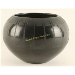 Blackwear Marie and Julian Pot