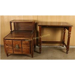 Lot of 2 Side Tables