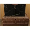 Image 2 : Collection of 3 Vintage Trunks