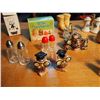 Image 2 : Lot Of Matching Salt And Pepper Shakers