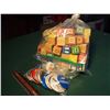 Image 1 : Bag Of Alphabet Blocks W/ Bag Of Pins