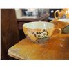Image 2 : Matching Set Of Dishware