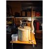 Image 2 : Cheese Box, Churn Stick, Fondue Set