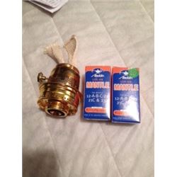 Aladdin Mantle (2) With Burner (1)