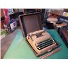 Image 1 : Smith Corona Typewriter W/ Carrying Case