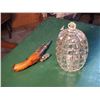Image 2 : Pineapple Glass Jar W/ Napoleon's Replica 1804 Flintlock Pistol: Non-Firing, Authentic Reproduction