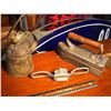 Image 1 : Lot Of Metal Implements, Planer, Iron, Oil Can