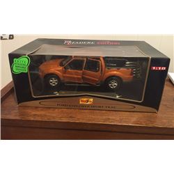 Ford Explorer 1/18 Scale