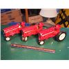 Image 1 : International Toy Tractors (3)
