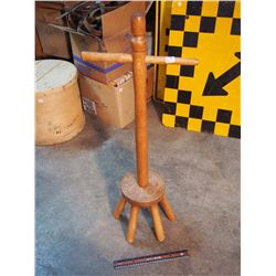 Wooden Pioneer Clothes Washer